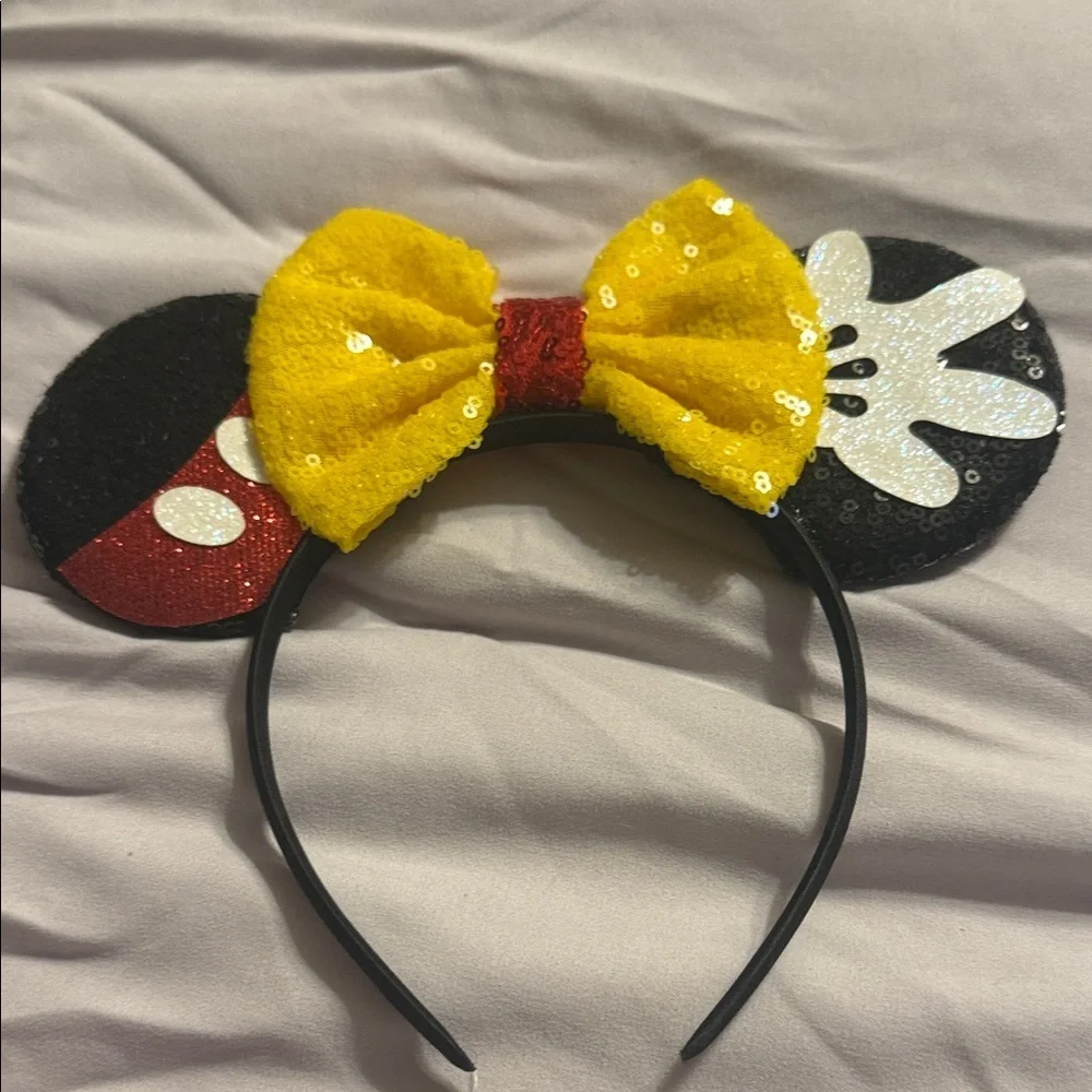 Disney Glittery Mouse Ears Headband Trio - Picture 5 of 5